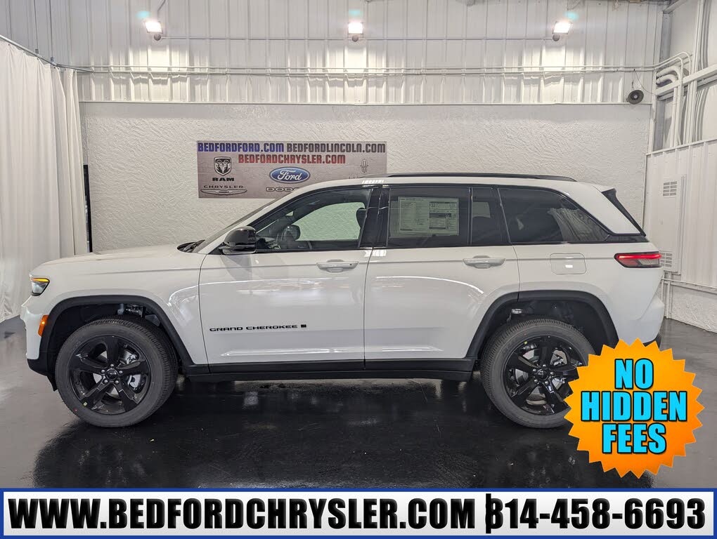 2024 Jeep Grand Cherokee Altitude 4WD
