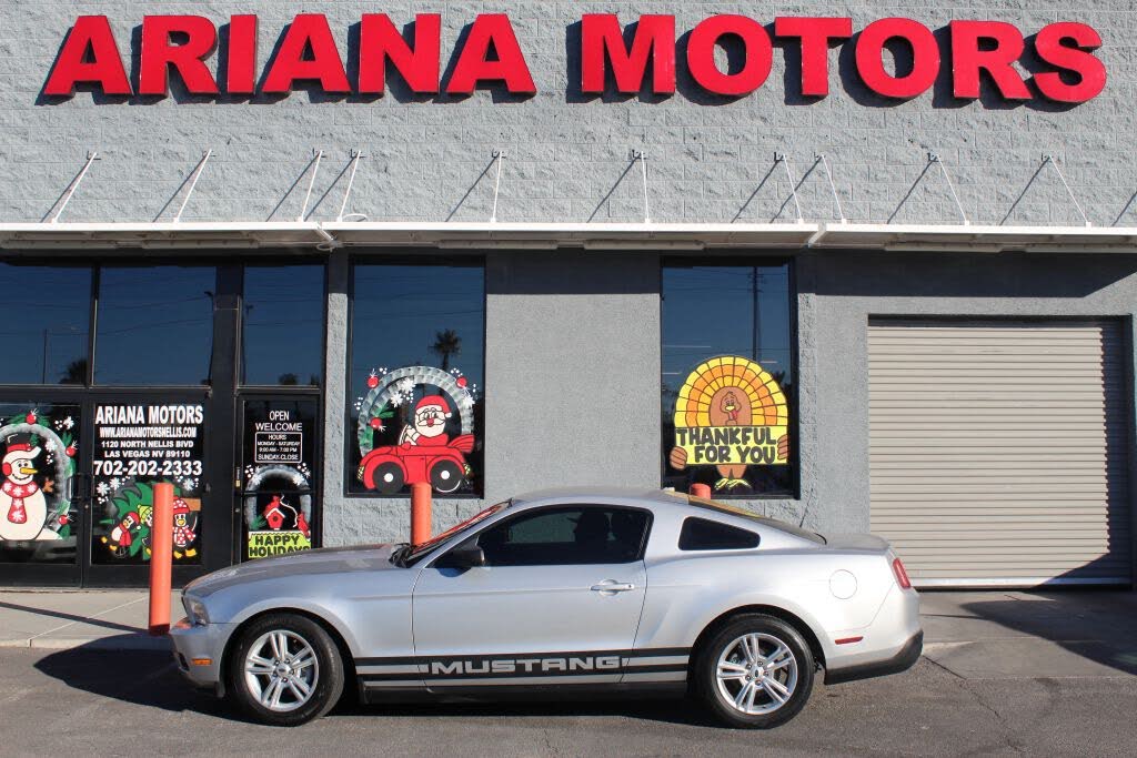 2010 Ford Mustang V6 Premium Coupe RWD
