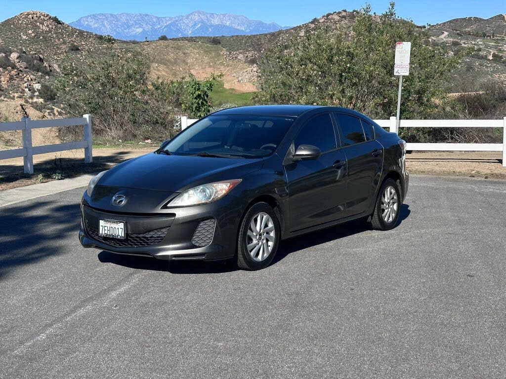 2013 Mazda MAZDA3 i Touring