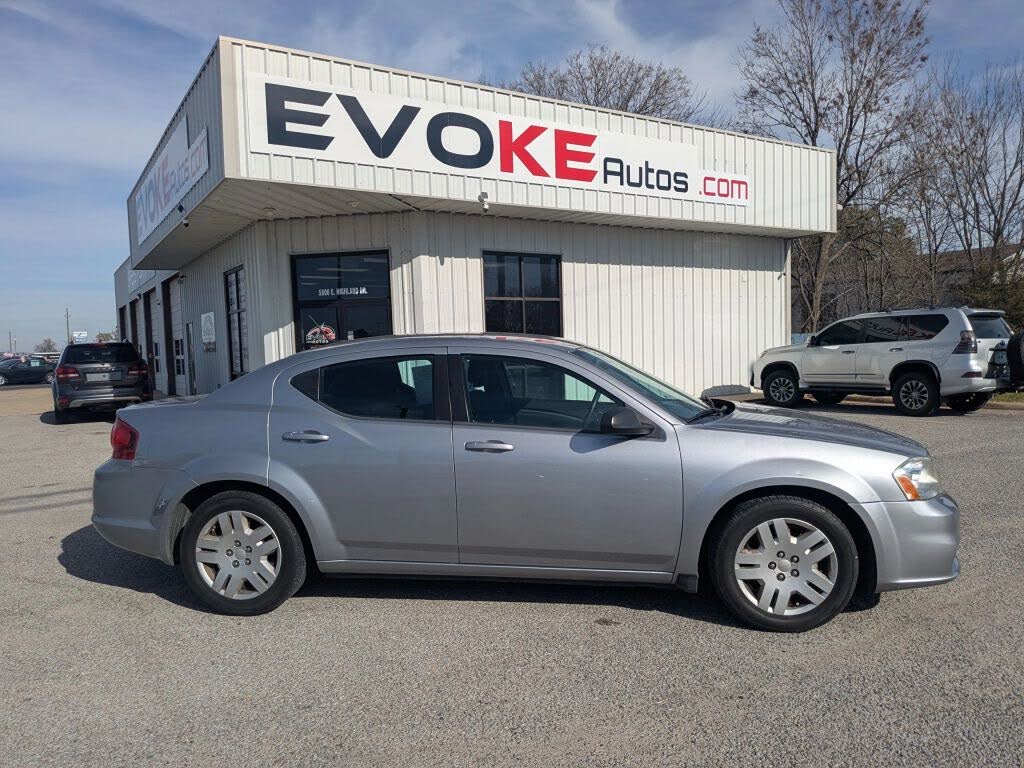 2014 Dodge Avenger SE FWD