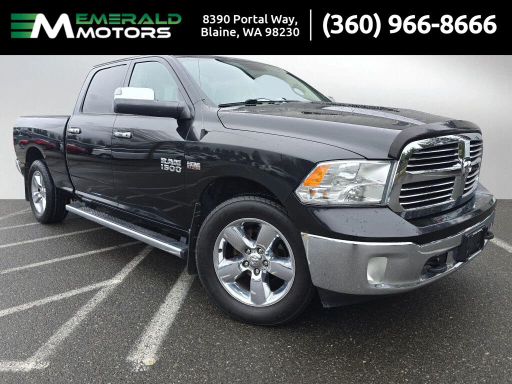 2016 RAM 1500 SLT Crew Cab 4WD