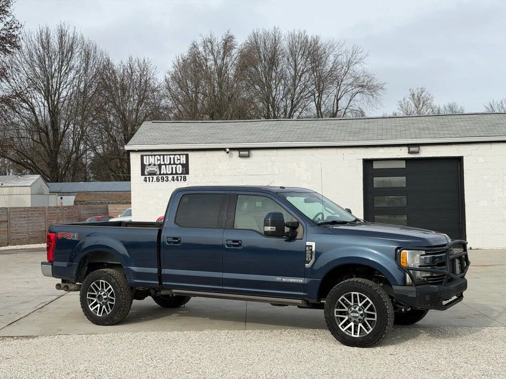 2017 Ford F-250 Super Duty Lariat Crew Cab 4WD
