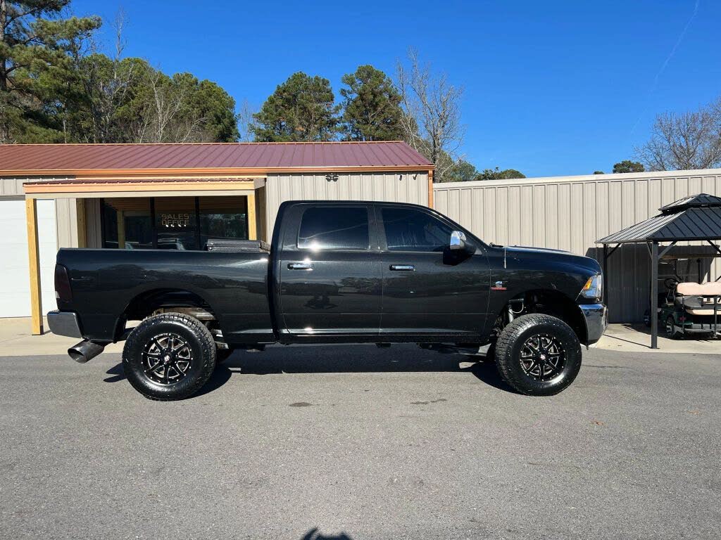 2017 RAM 2500 SLT Crew Cab 4WD