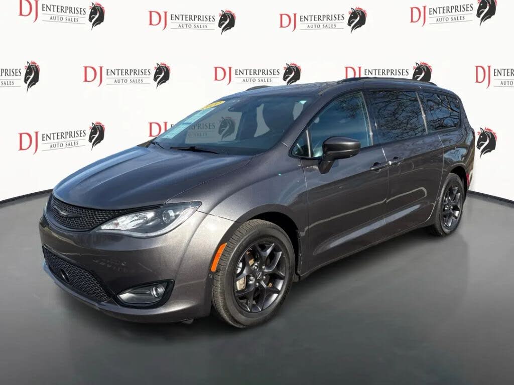 2020 Chrysler Pacifica Touring L Plus FWD