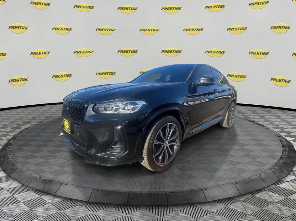 2022 BMW X4 xDrive30i AWD