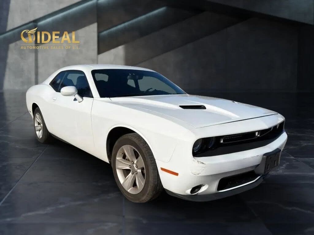 2023 Dodge Challenger SXT RWD