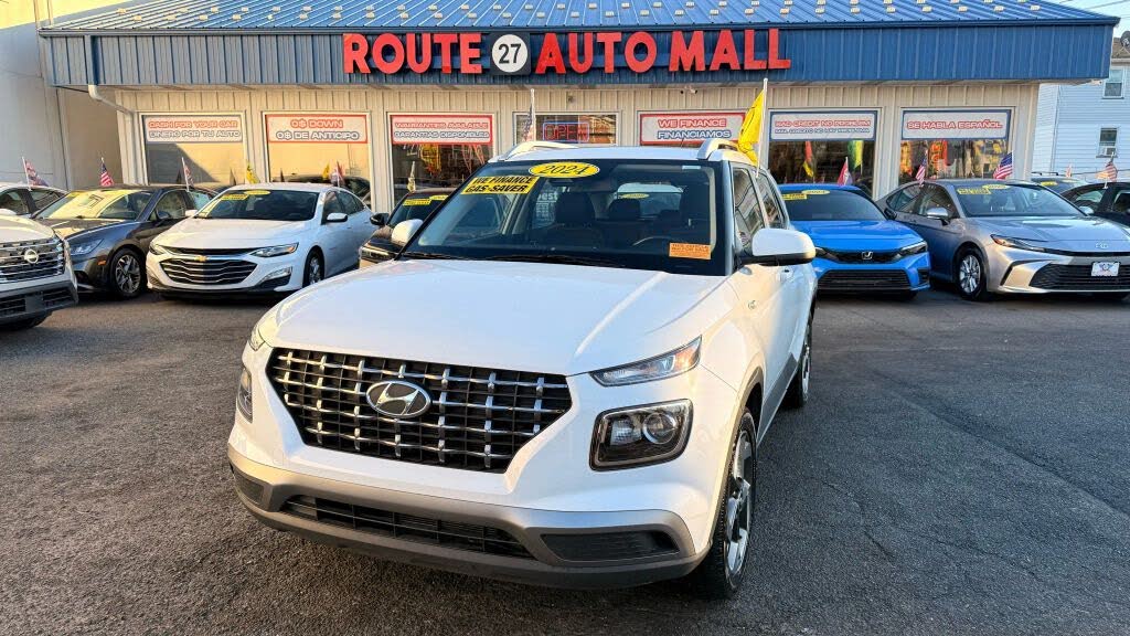 2024 Hyundai Venue SEL FWD