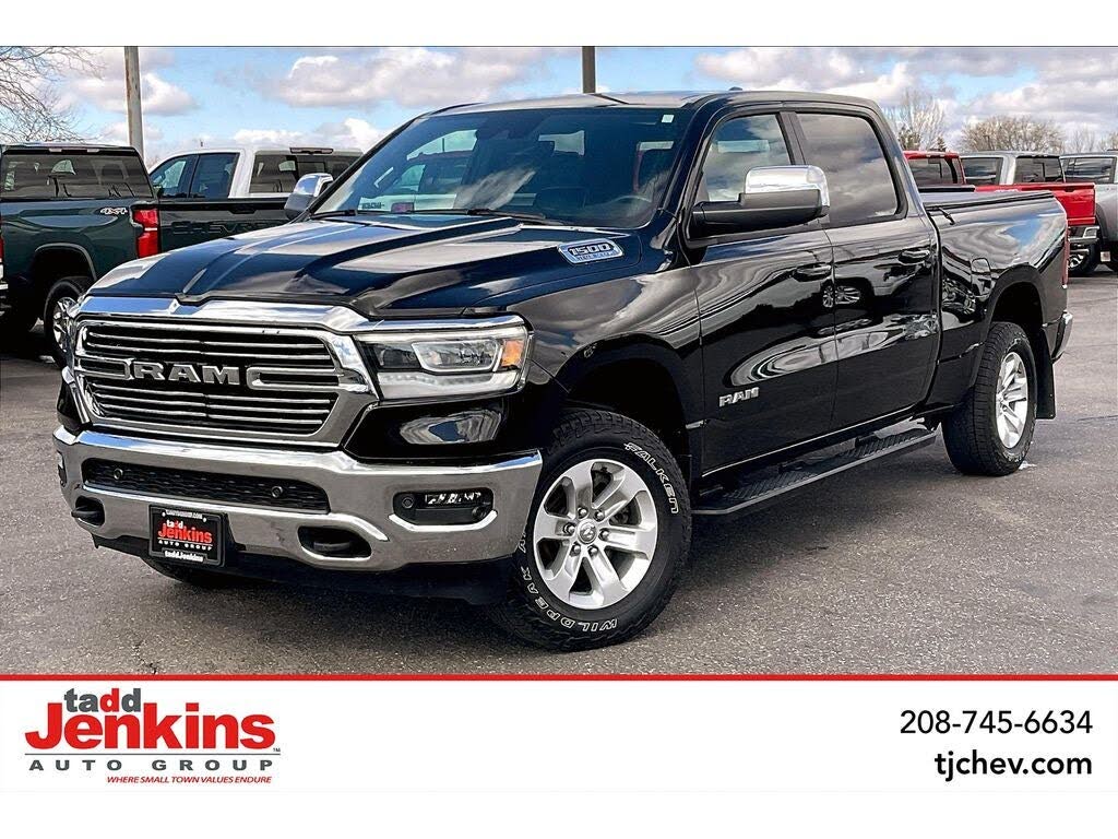 2024 RAM 1500 Laramie Crew Cab 4WD