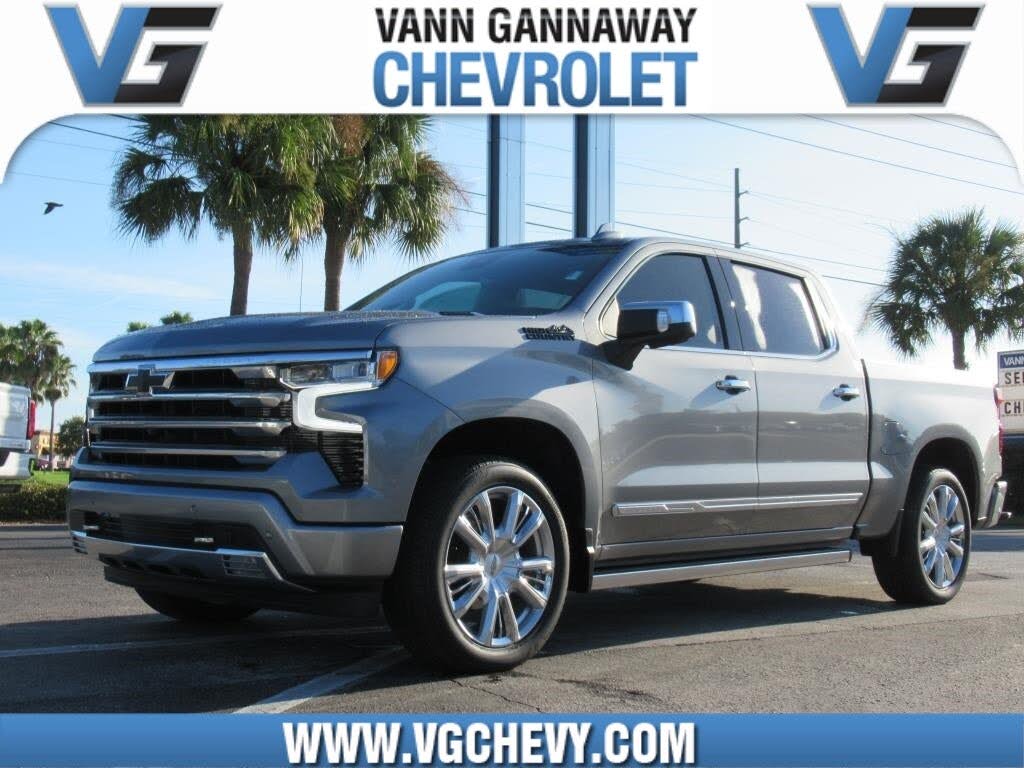 2023 Chevrolet Silverado 1500 High Country Crew Cab 4WD