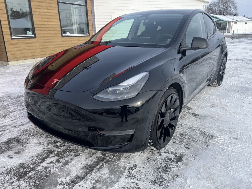 2023 Tesla Model Y Performance AWD