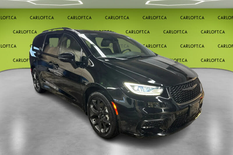 Chrysler Pacifica Touring L FWD 2024