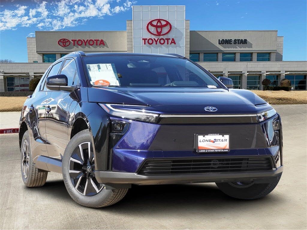 2026 Toyota bZ XLE Plus FWD