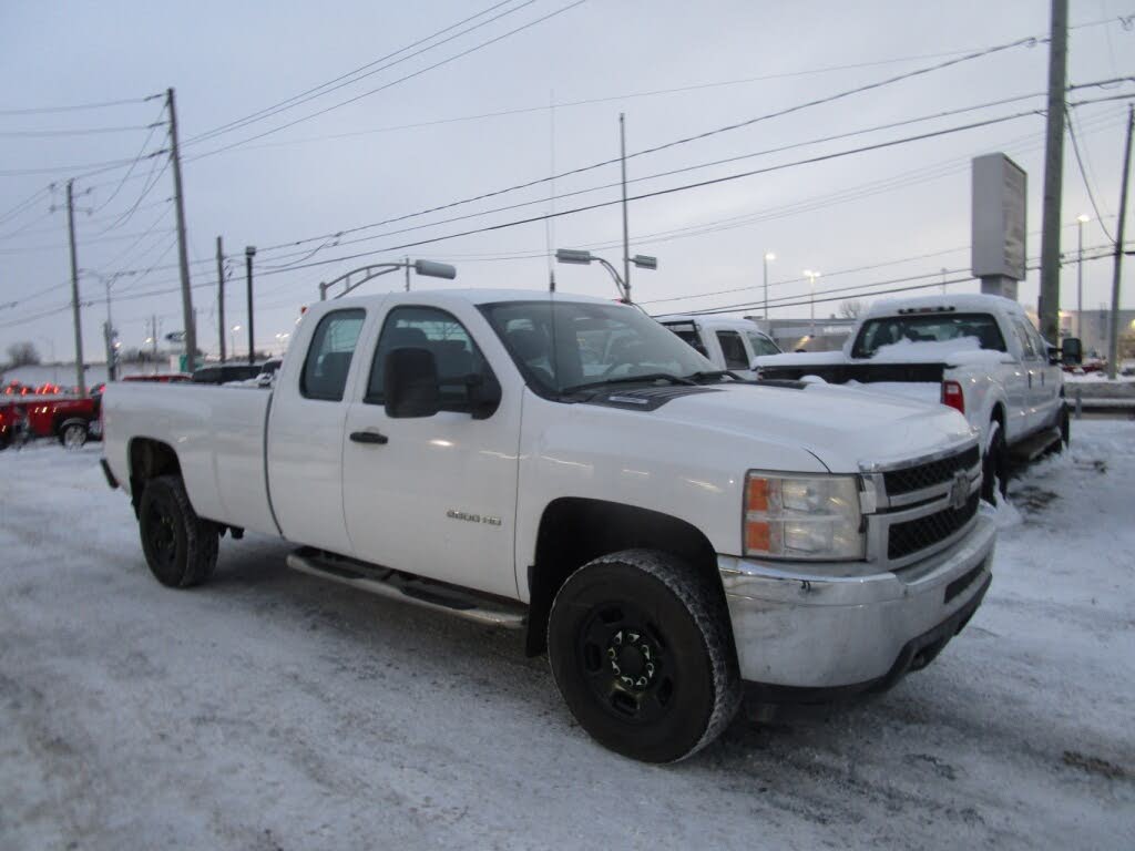2011 Chevrolet Silverado 2500HD Work Truck Extended Cab 4WD