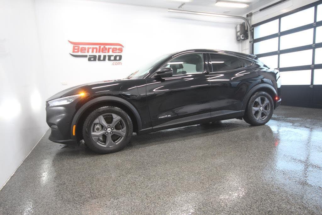 2022 Ford Mustang Mach-E Select AWD