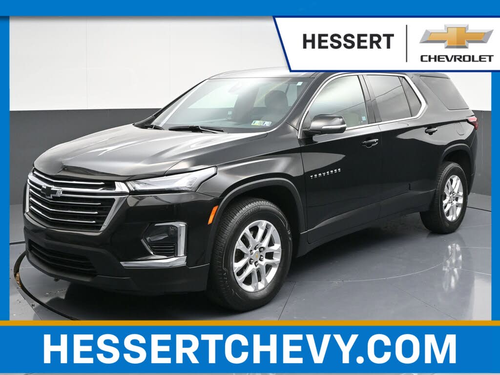 2023 Chevrolet Traverse LS FWD