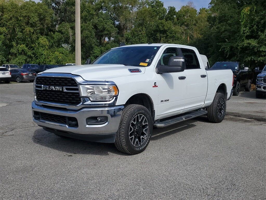 2024 RAM 2500 Big Horn Crew Cab 4WD