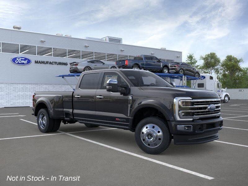 2026 Ford F-450 Super Duty Platinum Crew Cab LB DRW 4WD