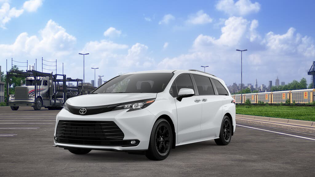 2026 Toyota Sienna Woodland Edition 7-Passenger AWD