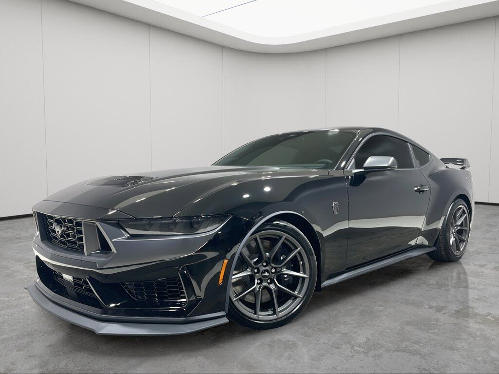 Ford Mustang Dark Horse Fastback RWD 2025