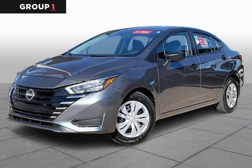 2025 Nissan Versa S FWD