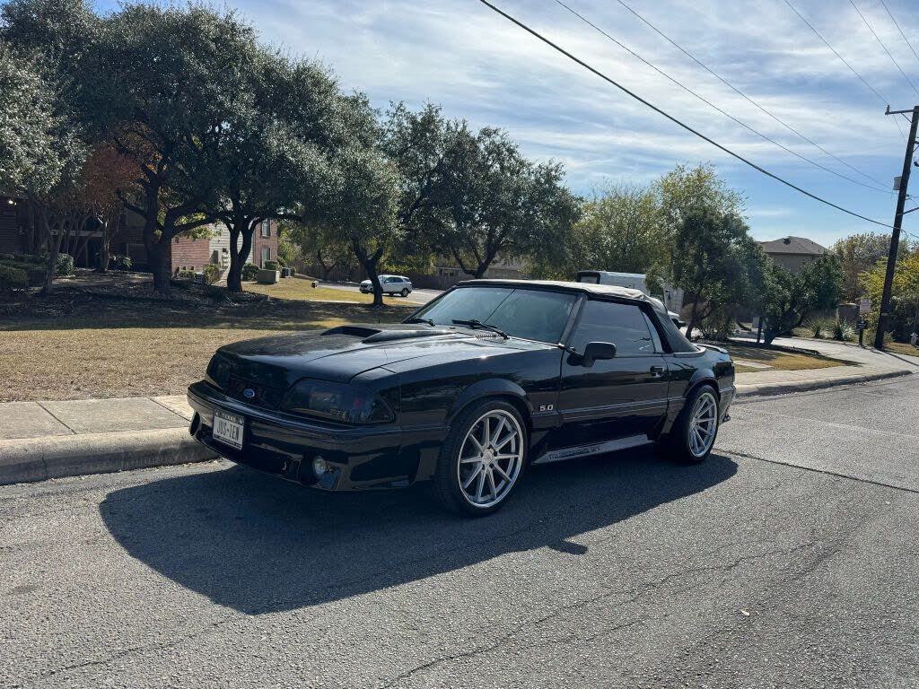 1989 Ford Mustang GT Convertible RWD