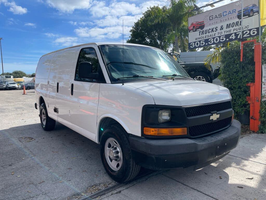 2011 Chevrolet Express Cargo 2500 RWD