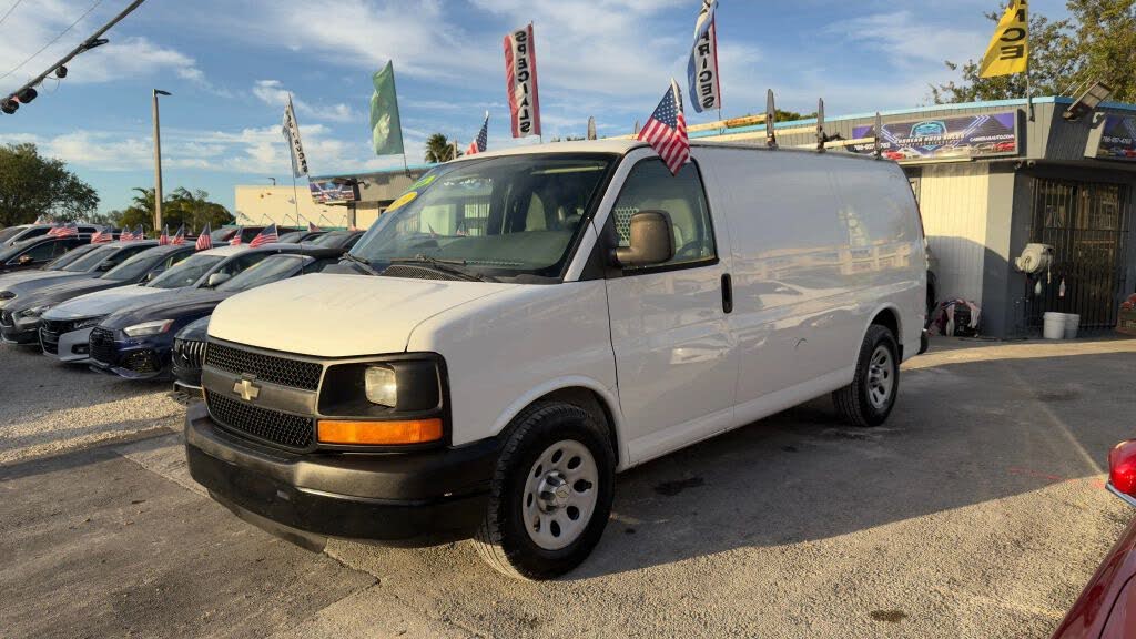 2014 Chevrolet Express Cargo 1500 RWD