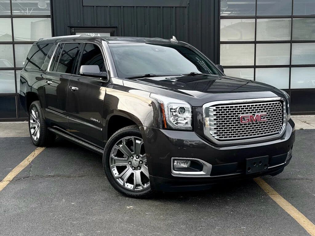 2016 GMC Yukon XL Denali RWD