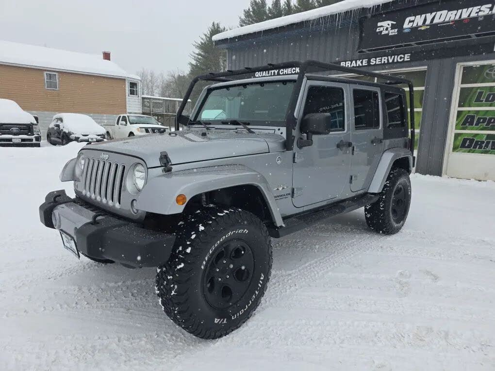 2016 Jeep Wrangler Unlimited Sahara 4WD