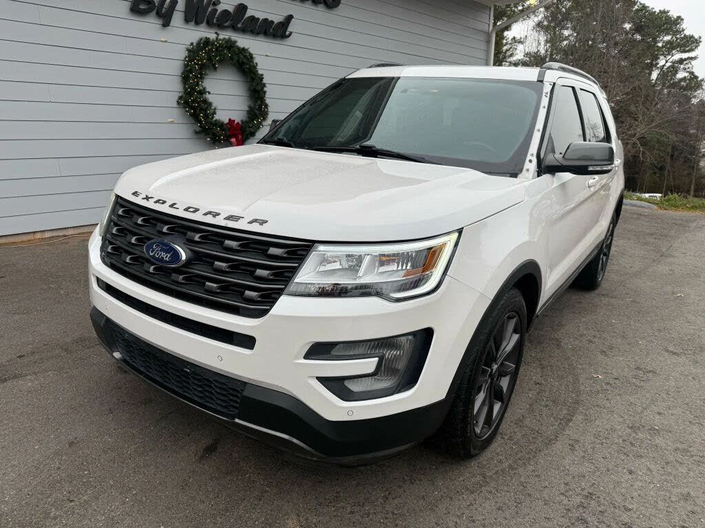 2017 Ford Explorer XLT AWD