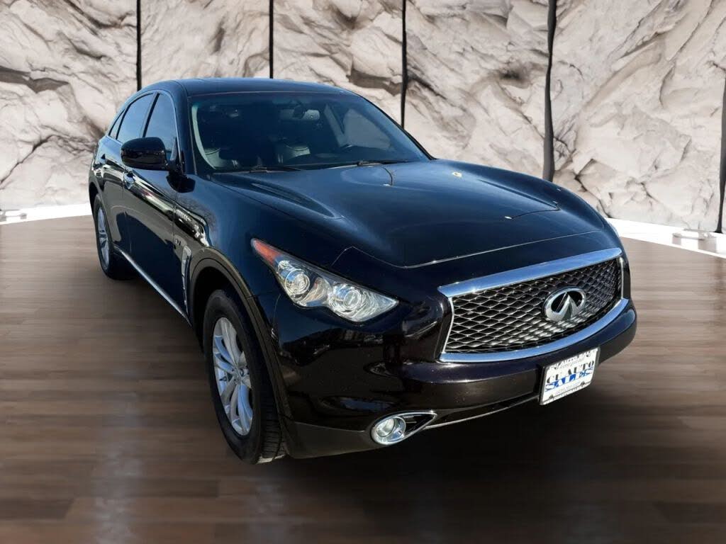 2017 INFINITI QX70 Sport AWD