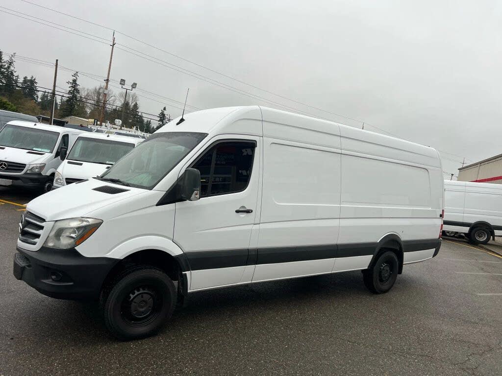 2017 Mercedes-Benz Sprinter 2500 170 V6 High Roof Crew Van 4WD