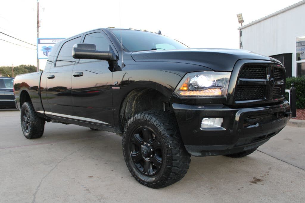 2017 RAM 2500 Laramie Mega Cab 4WD