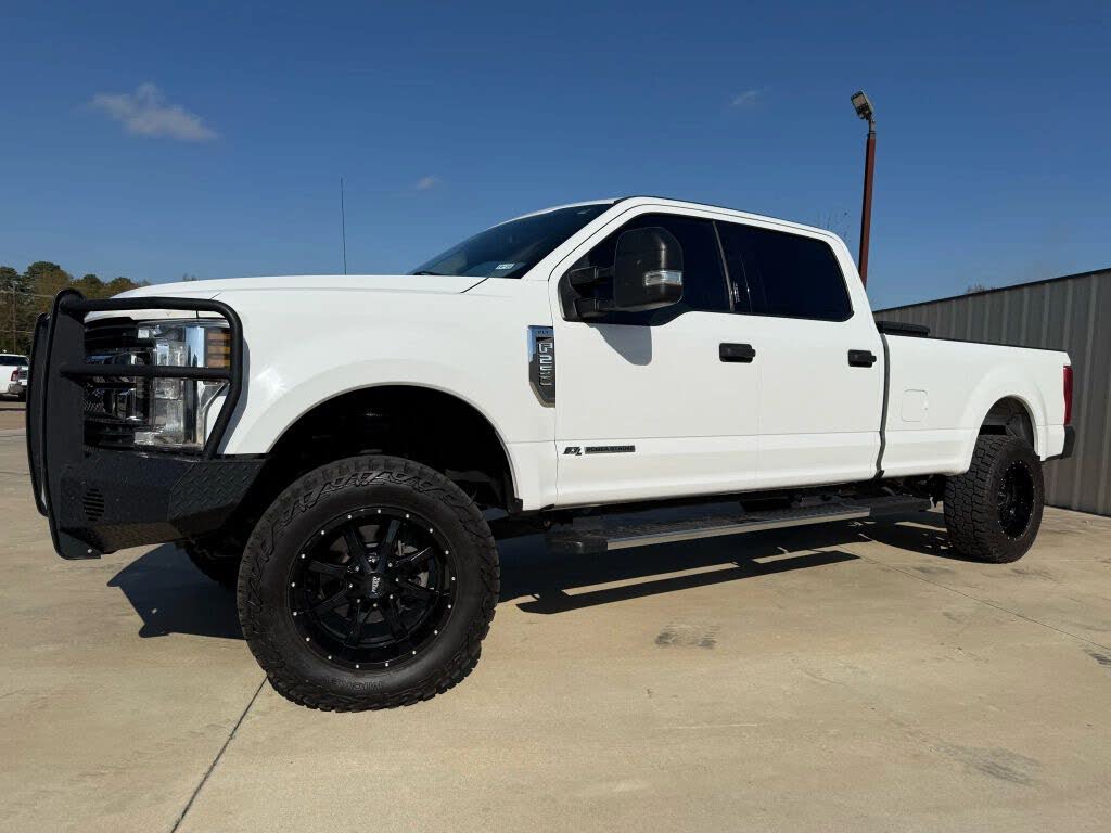 2018 Ford F-250 Super Duty XLT Crew Cab LB 4WD