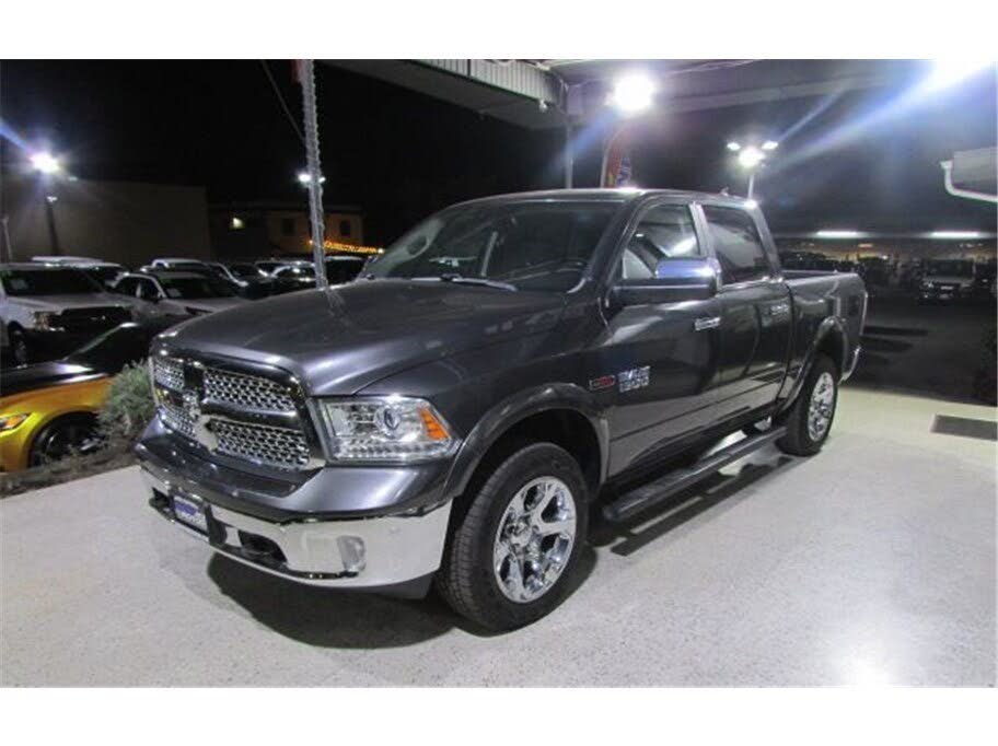 2018 RAM 1500 Laramie Crew Cab 4WD