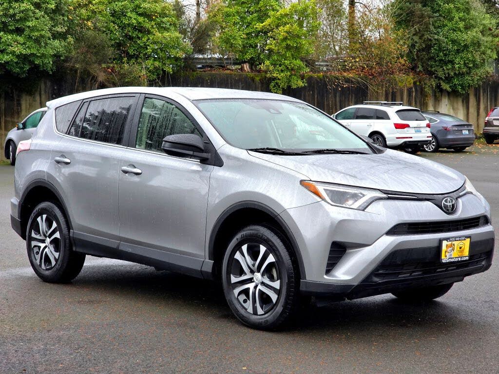 2018 Toyota RAV4 LE AWD