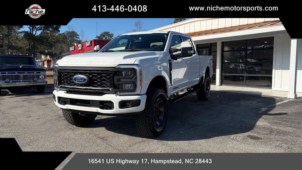 2023 Ford F-250 Super Duty Lariat Crew Cab 4WD