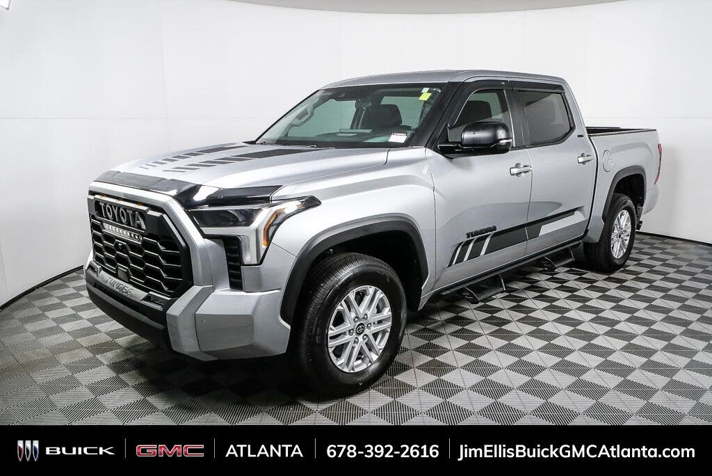 2024 Toyota Tundra SR5 CrewMax Cab 4WD