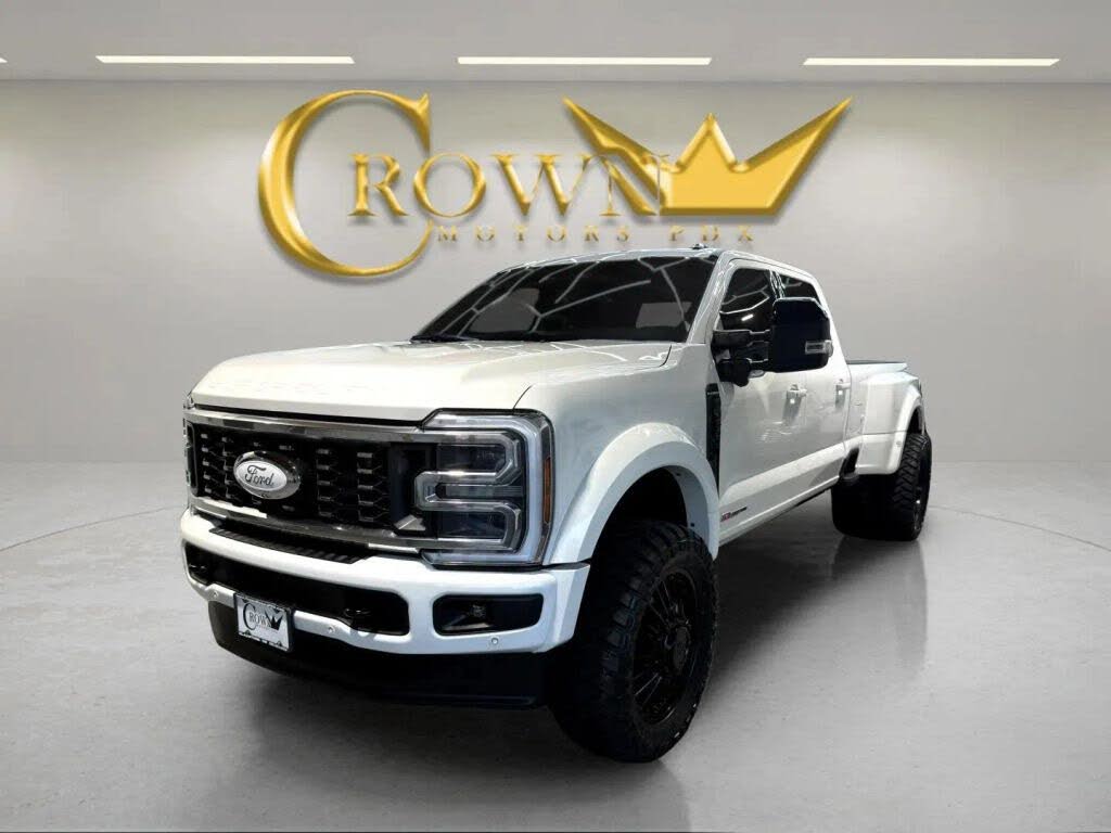 2025 Ford F-450 Super Duty Platinum Crew Cab LB DRW 4WD