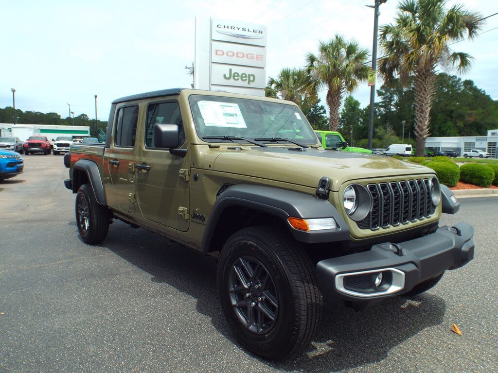 2025 Jeep Gladiator Sport Crew Cab 4WD