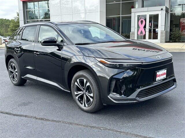 2025 Toyota bZ4X XLE AWD