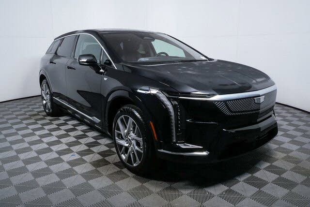 2026 Cadillac OPTIQ Luxury RWD