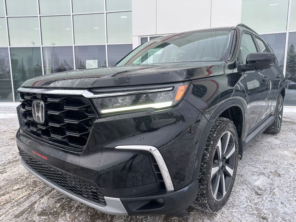 2023 Honda Pilot Touring AWD