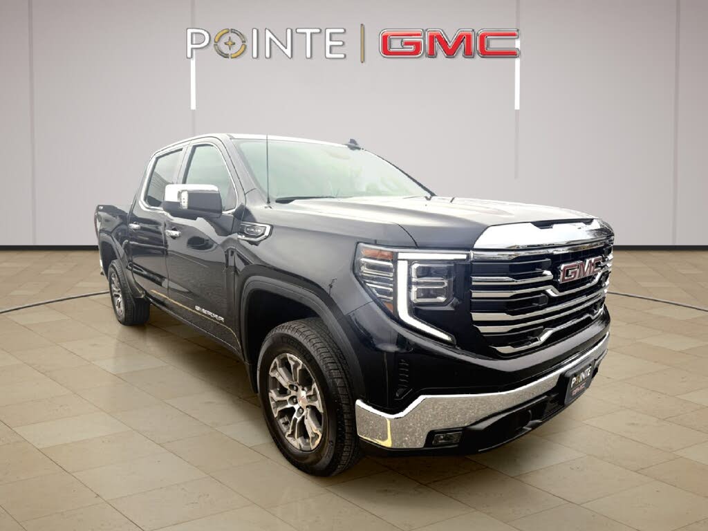 2025 GMC Sierra 1500 SLT Crew Cab 4WD