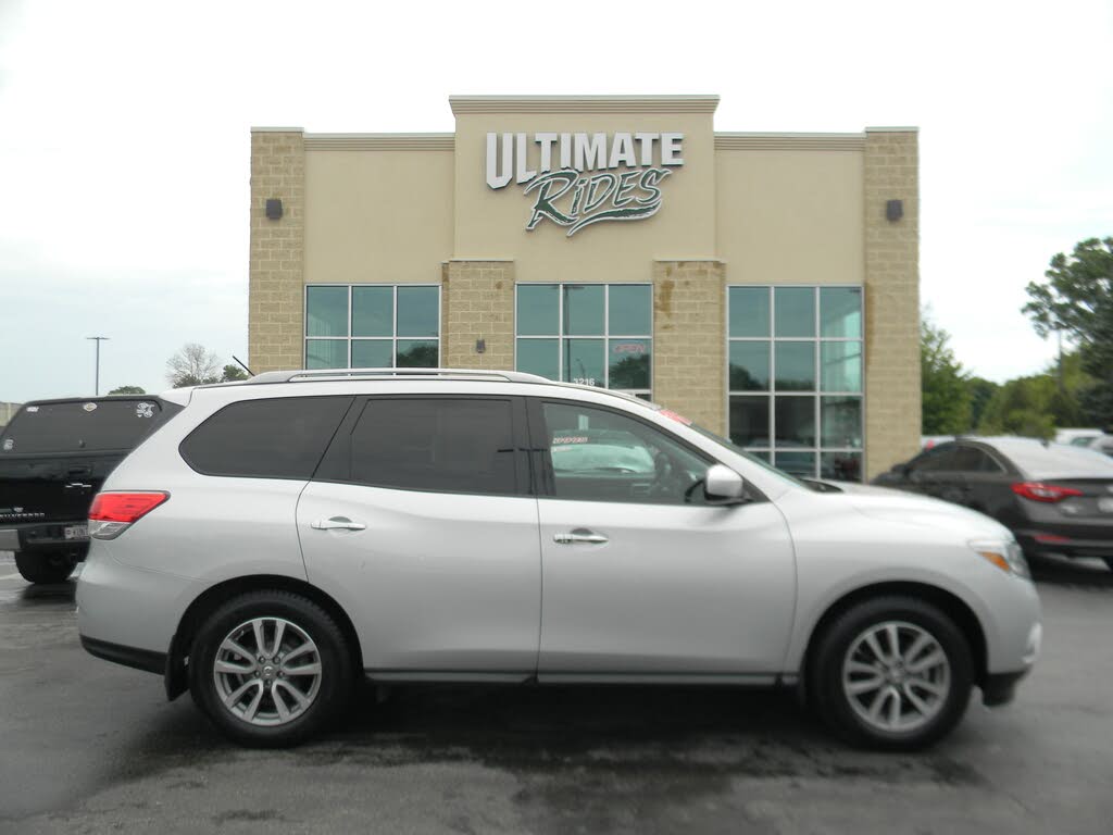 2016 Nissan Pathfinder S