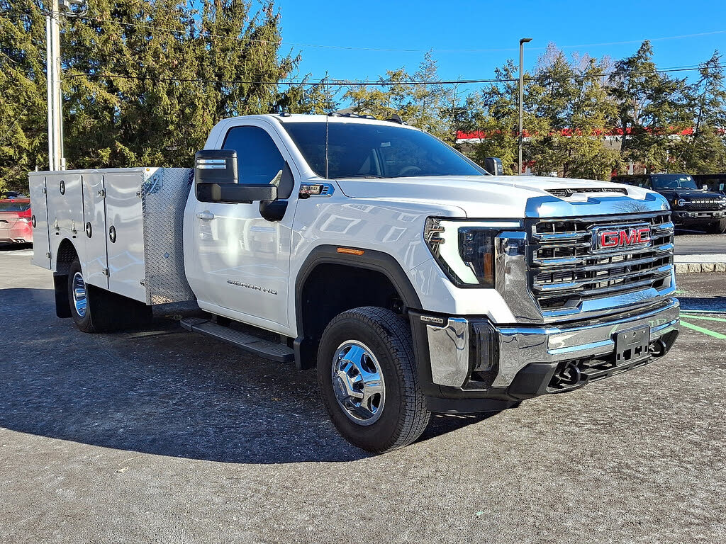 2024 GMC Sierra 3500HD SLE Regular Cab LB 4WD