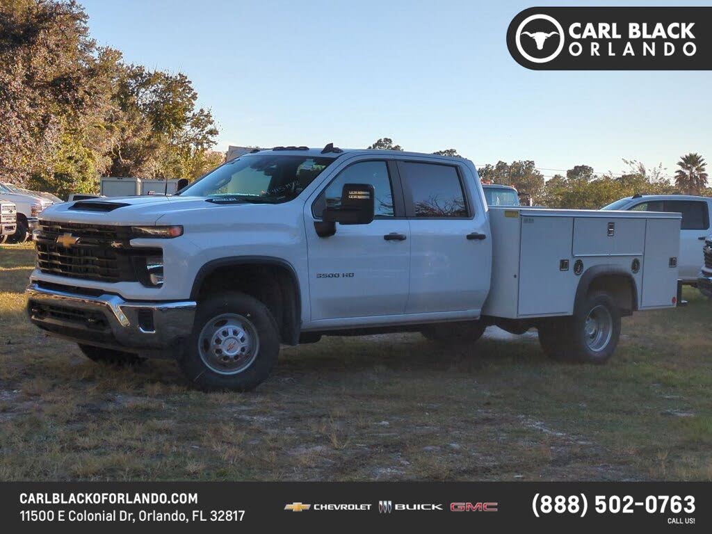 2025 Chevrolet Silverado 3500HD Chassis Work Truck Crew Cab 4WD