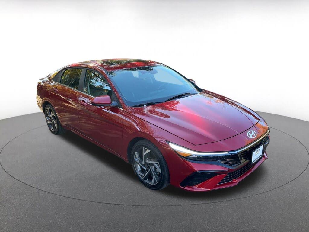 2025 Hyundai Elantra SEL Convenience FWD