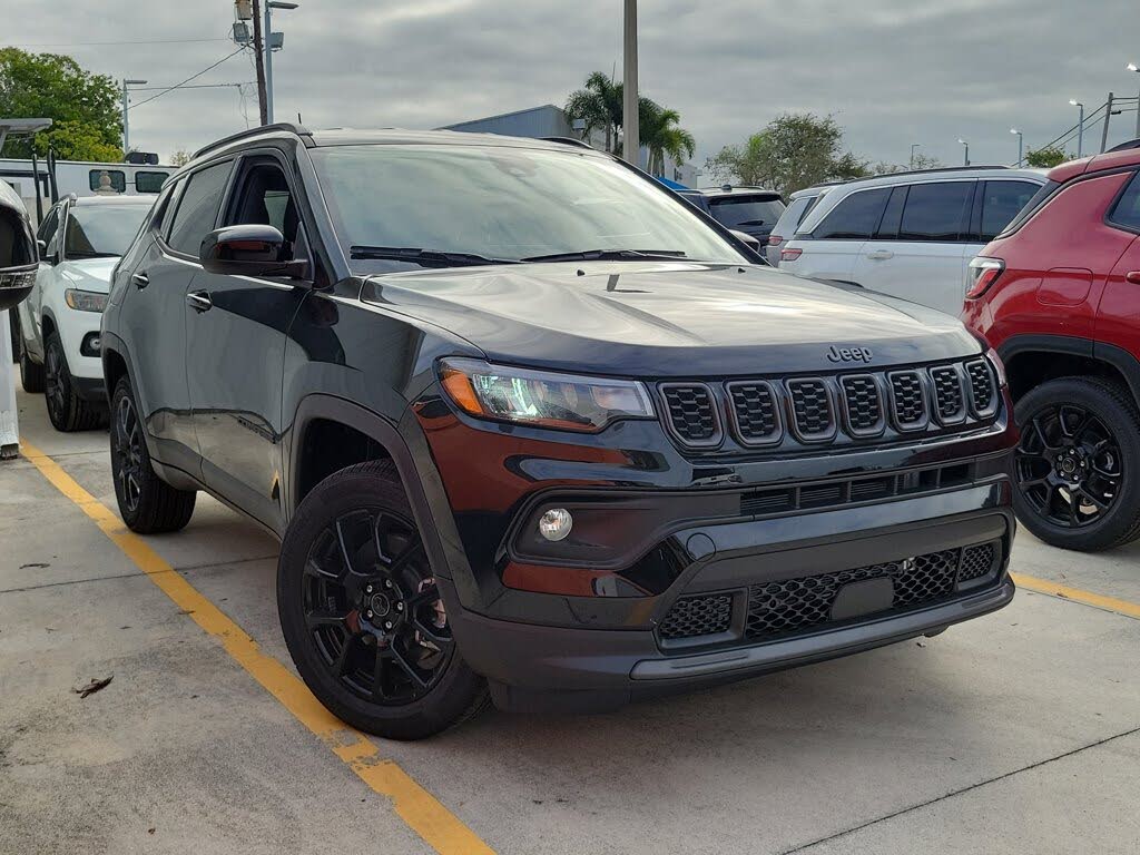 2026 Jeep Compass Latitude Altitude 4WD