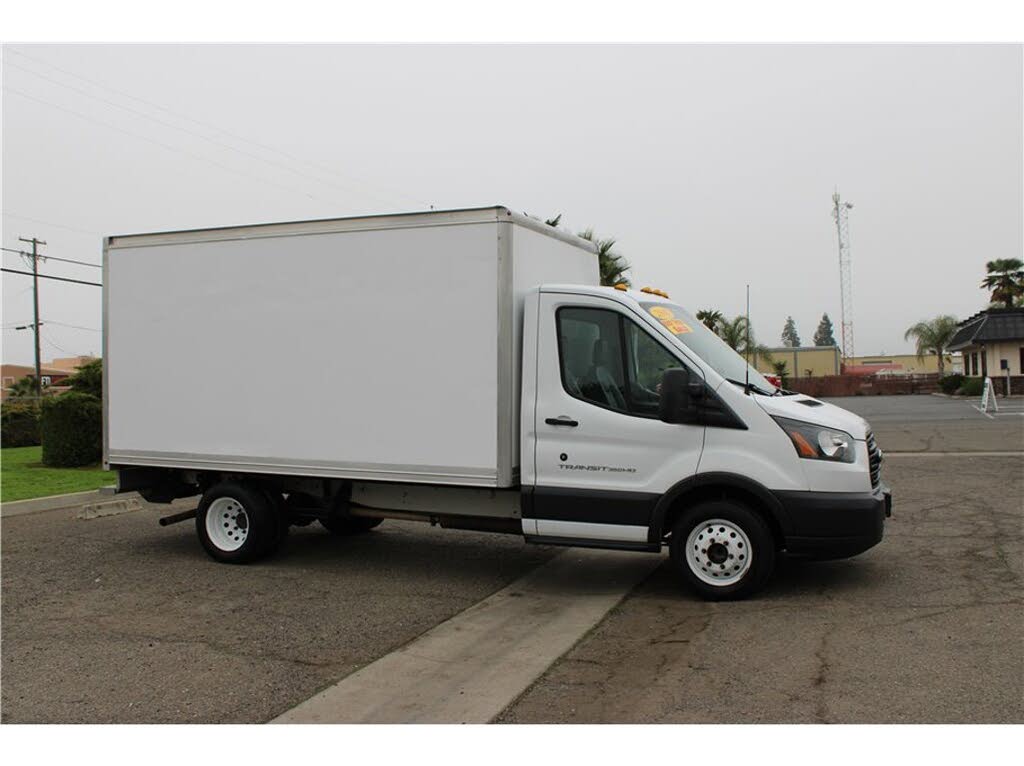 2018 Ford Transit Chassis 350 HD 9950 GVWR 156 DRW RWD